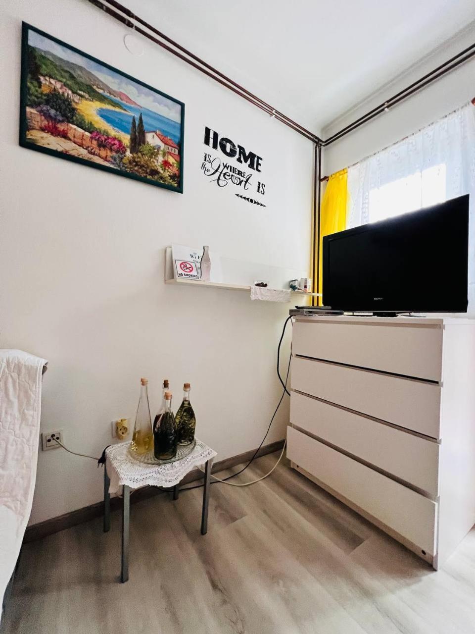 Mira Apartment Pula Exterior photo
