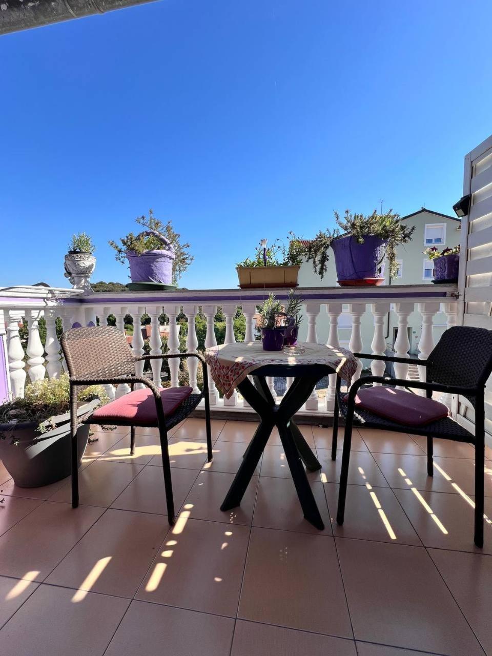 Mira Apartment Pula Exterior photo